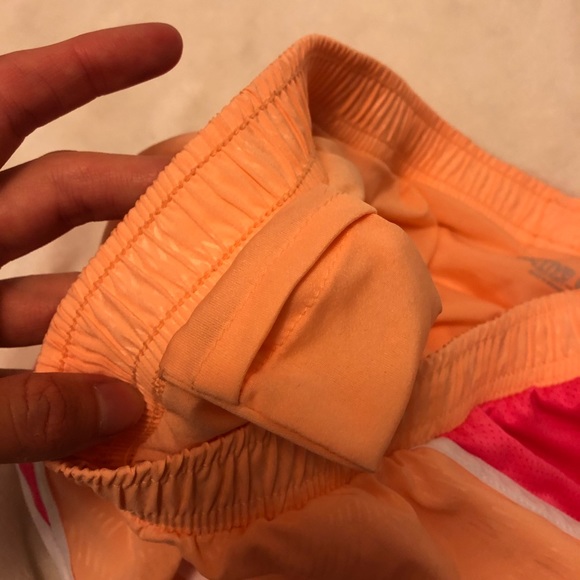 Old Navy active shorts - Picture 5 of 5